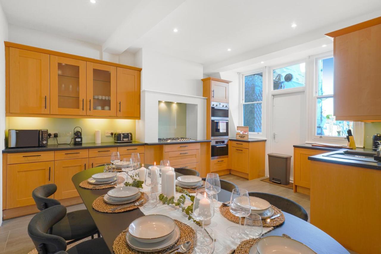 Spacious And Modern 4 Beds In Kensington Appartamento Londra